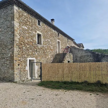 Hébergement de vacances At Cloclo's In Rochebaudin
